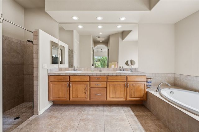 2746 Sidewheel Drive, Bullhead City, AZ 86429