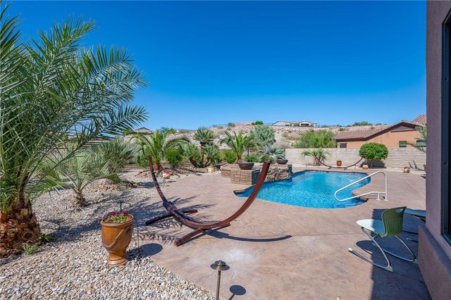 2746 Sidewheel Drive, Bullhead City, AZ 86429