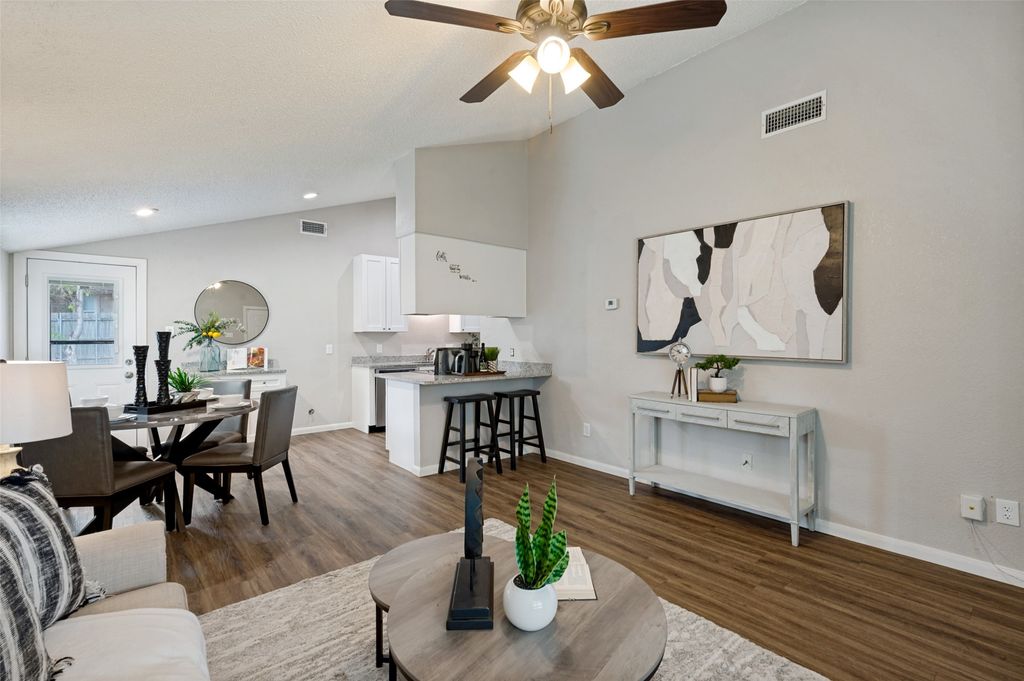 5819 Santa Fe Drive, Arlington, TX 76017 — photo 3