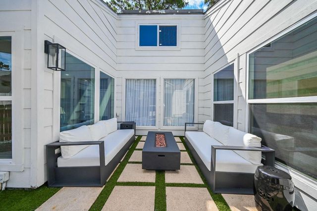 4627 Turf Valley Drive, Houston, TX 77084