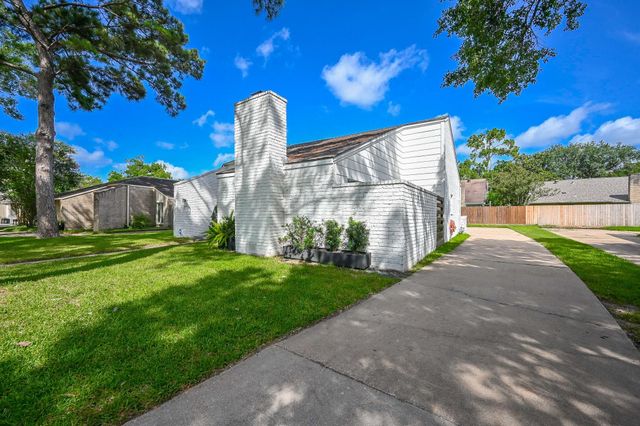 4627 Turf Valley Drive, Houston, TX 77084