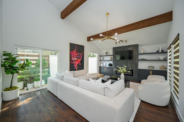 4627 Turf Valley Drive, Houston, TX 77084