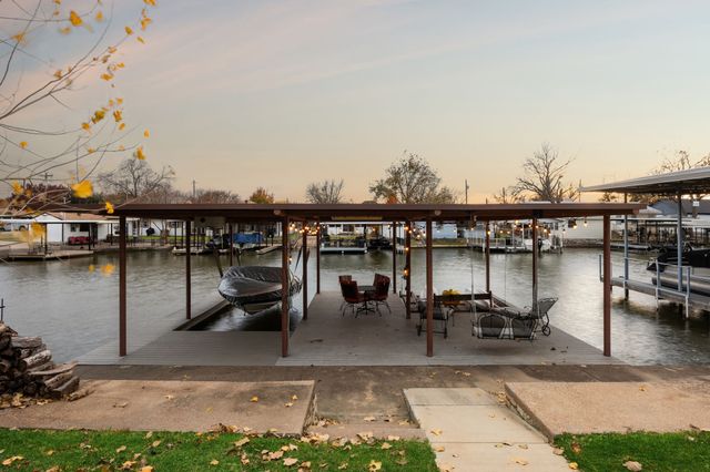 3404 Zanzibar Court, Granbury, TX 76048