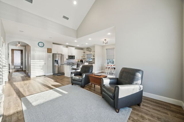 3404 Zanzibar Court, Granbury, TX 76048