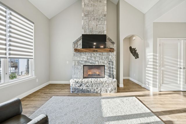 3404 Zanzibar Court, Granbury, TX 76048