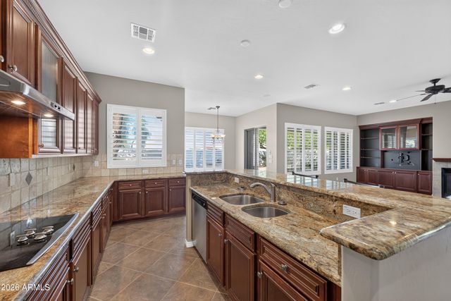 31918 N 20TH Lane, Phoenix, AZ 85085