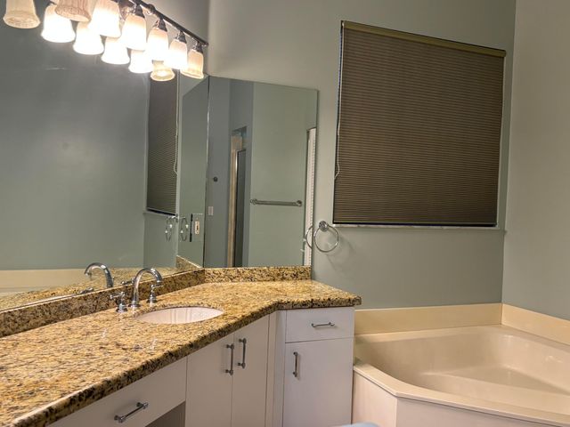 5049 Encinitas Drive, Delray Beach, FL 33484