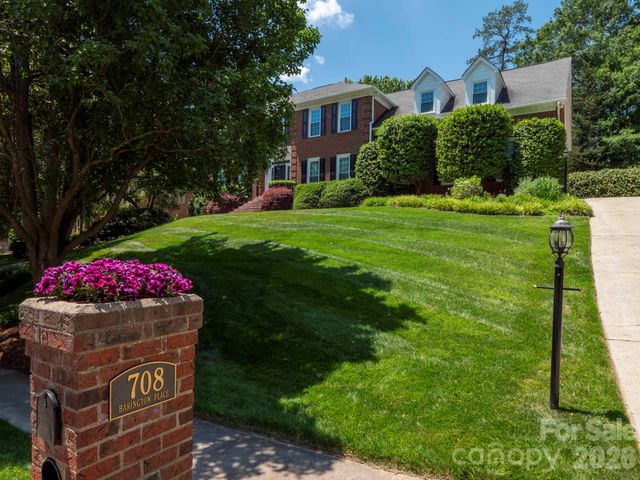 708 Barington Place, Matthews, NC 28105
