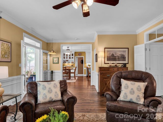 708 Barington Place, Matthews, NC 28105