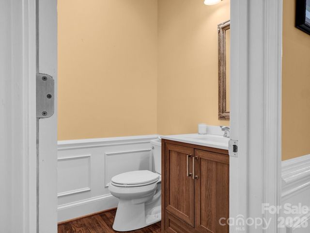 708 Barington Place, Matthews, NC 28105
