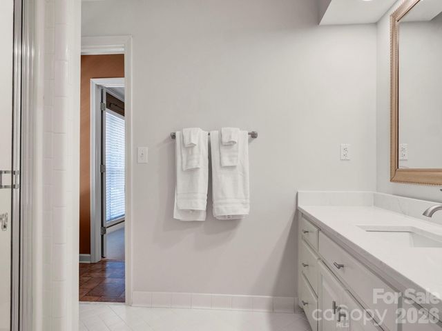 708 Barington Place, Matthews, NC 28105