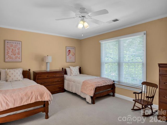 708 Barington Place, Matthews, NC 28105