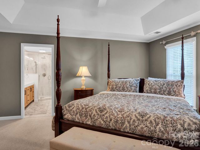 708 Barington Place, Matthews, NC 28105