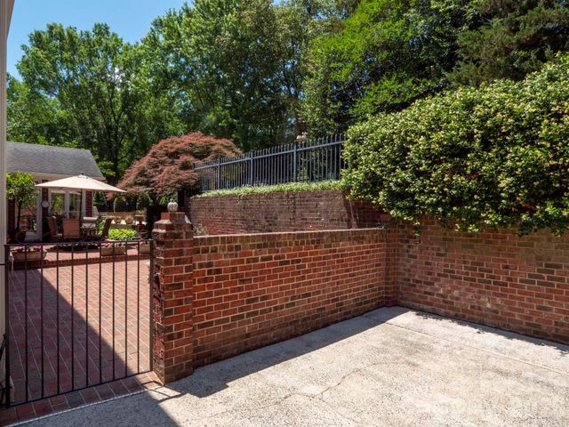 708 Barington Place, Matthews, NC 28105