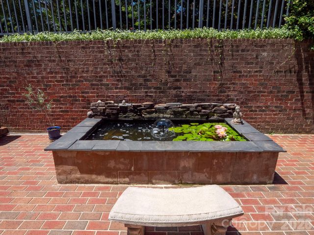 708 Barington Place, Matthews, NC 28105