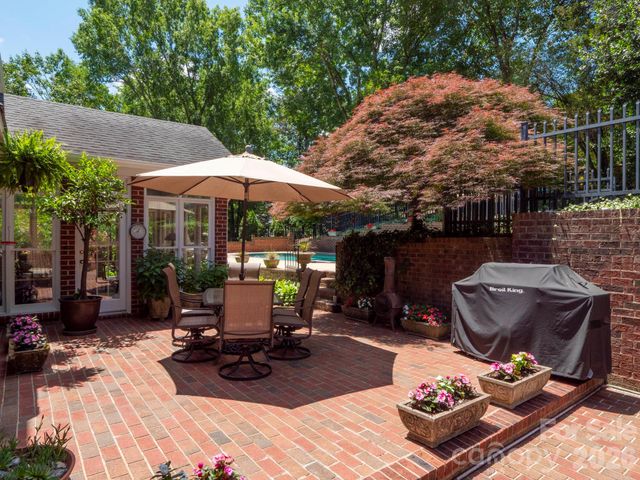 708 Barington Place, Matthews, NC 28105