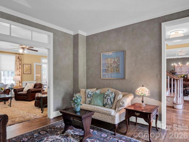 708 Barington Place, Matthews, NC 28105