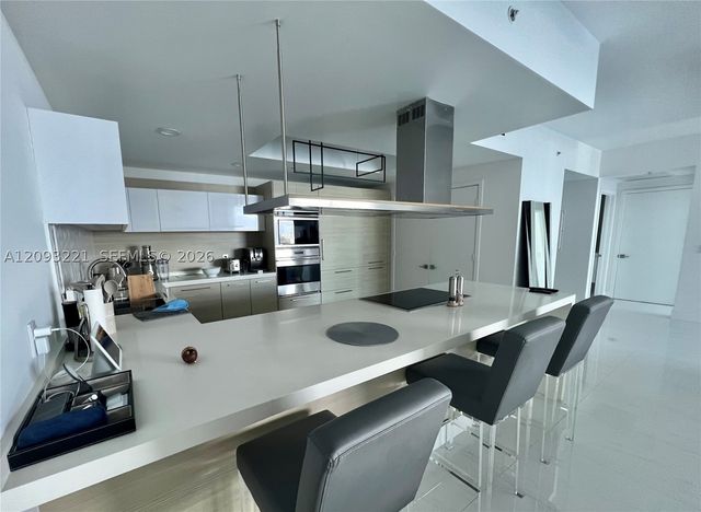 17301 Biscayne Blvd 1707, North Miami Beach, FL 33160