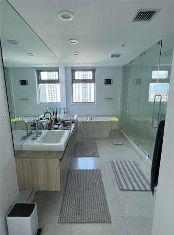 17301 Biscayne Blvd 1707, North Miami Beach, FL 33160