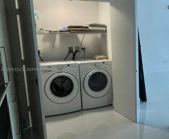 17301 Biscayne Blvd 1707, North Miami Beach, FL 33160