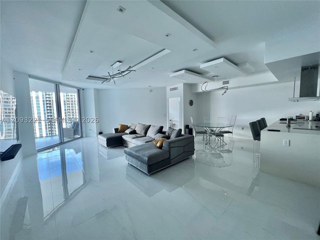 17301 Biscayne Blvd 1707, North Miami Beach, FL 33160