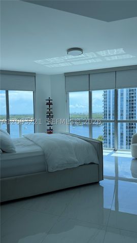 17301 Biscayne Blvd 1707, North Miami Beach, FL 33160