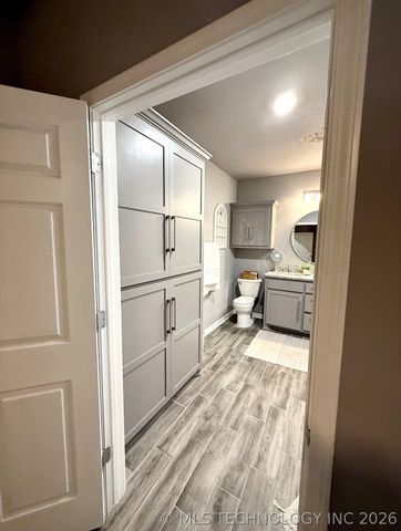 10356 Fig Road, Henryetta, OK 74437