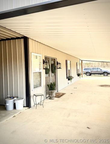 10356 Fig Road, Henryetta, OK 74437