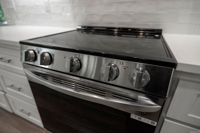 56 Biarritz Way, Hot Springs Village, AR 71909