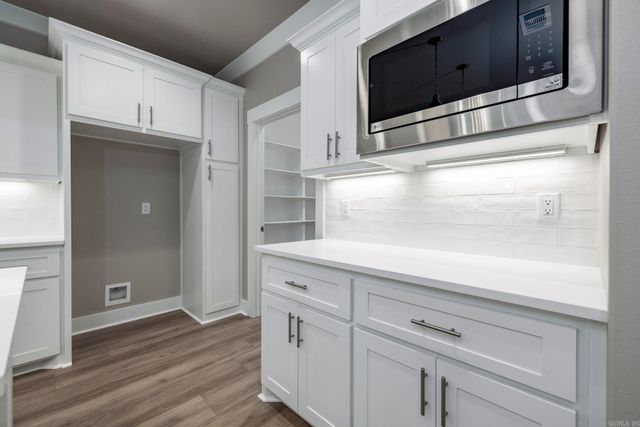 56 Biarritz Way, Hot Springs Village, AR 71909