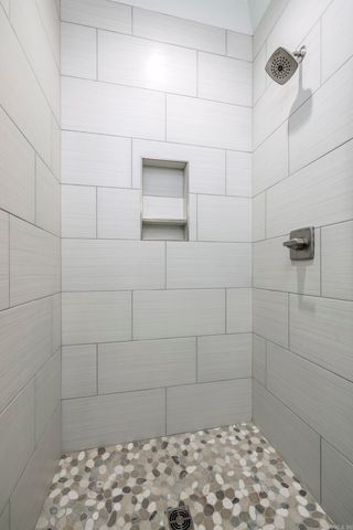 56 Biarritz Way, Hot Springs Village, AR 71909