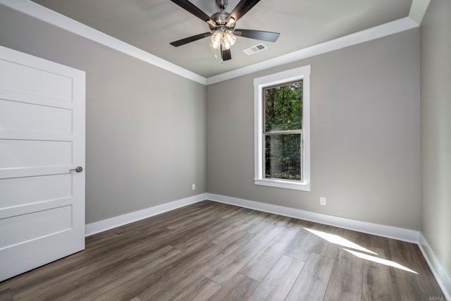 56 Biarritz Way, Hot Springs Village, AR 71909