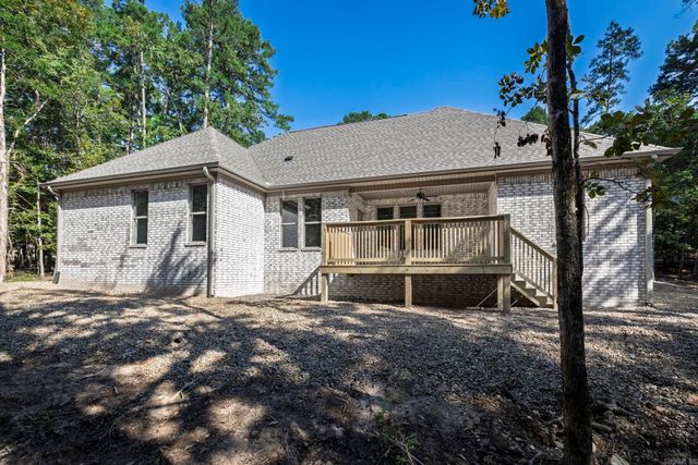 56 Biarritz Way, Hot Springs Village, AR 71909