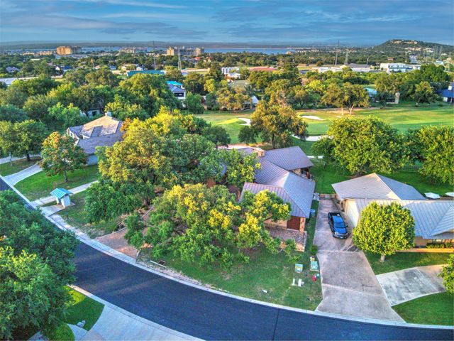 624 Hi Stirrup, Horseshoe Bay, TX 78657