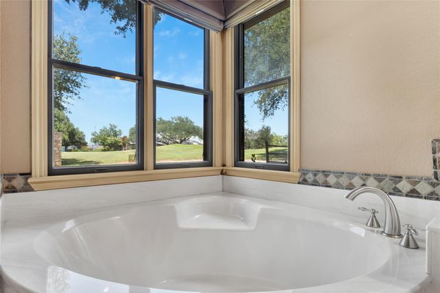 624 Hi Stirrup, Horseshoe Bay, TX 78657