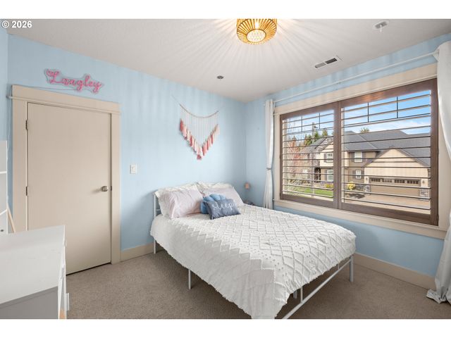 1971 FURLONG Ct, West Linn, OR 97068