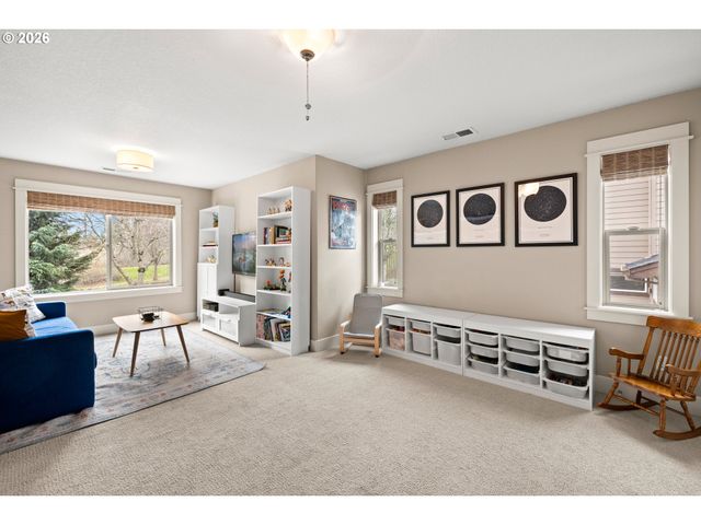 1971 FURLONG Ct, West Linn, OR 97068