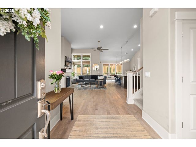 1971 FURLONG Ct, West Linn, OR 97068