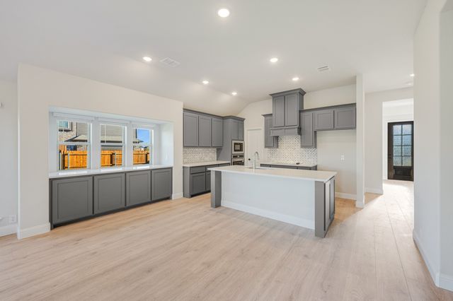 12725 Barretta Drive, Godley, TX 76044