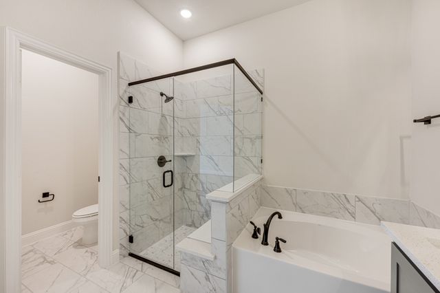 12725 Barretta Drive, Godley, TX 76044