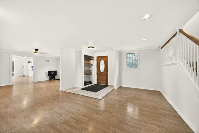 4098 Foots Creek R Fork Road, Gold Hill, OR 97525