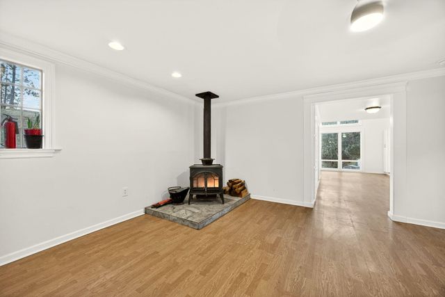 4098 Foots Creek R Fork Road, Gold Hill, OR 97525