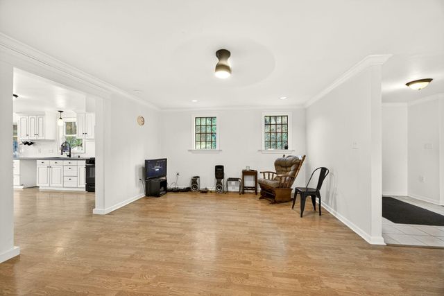 4098 Foots Creek R Fork Road, Gold Hill, OR 97525