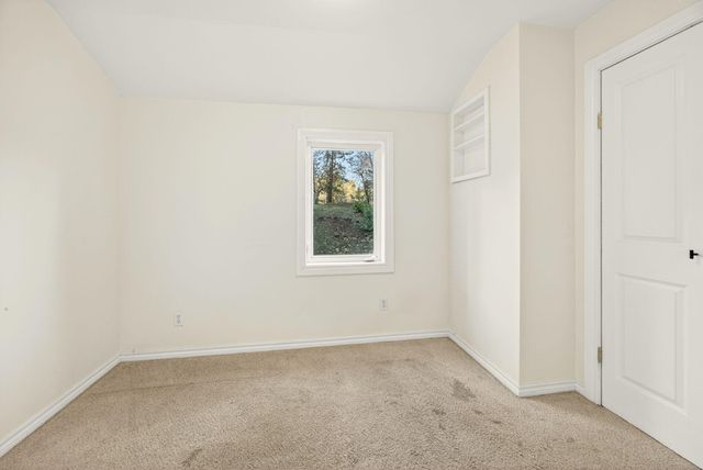 4098 Foots Creek R Fork Road, Gold Hill, OR 97525