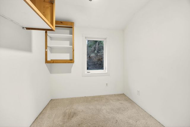 4098 Foots Creek R Fork Road, Gold Hill, OR 97525