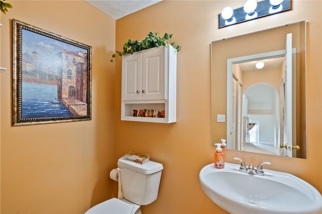 2307 Flint Dr 212-C, South Strabane, PA 15301