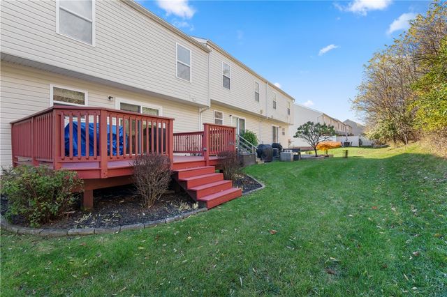 2307 Flint Dr 212-C, South Strabane, PA 15301
