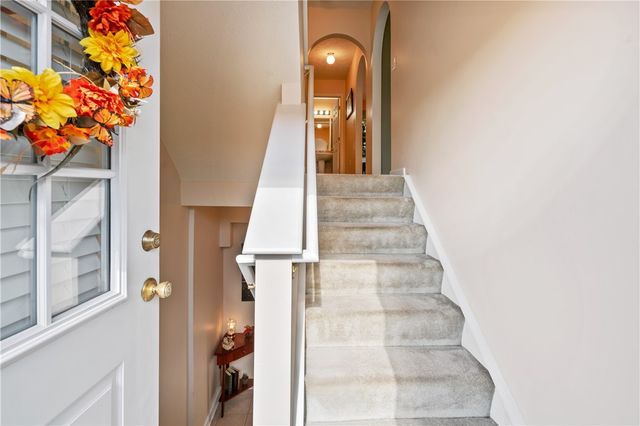 2307 Flint Dr 212-C, South Strabane, PA 15301