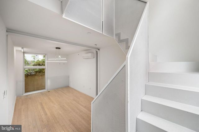 2710 W HARPER ST, Philadelphia, PA 19130