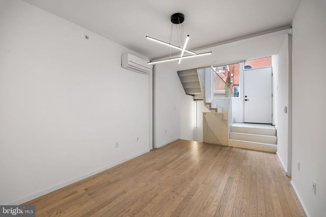 2710 W HARPER ST, Philadelphia, PA 19130